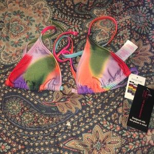 No boundaries bikini top brand new with tags, size small